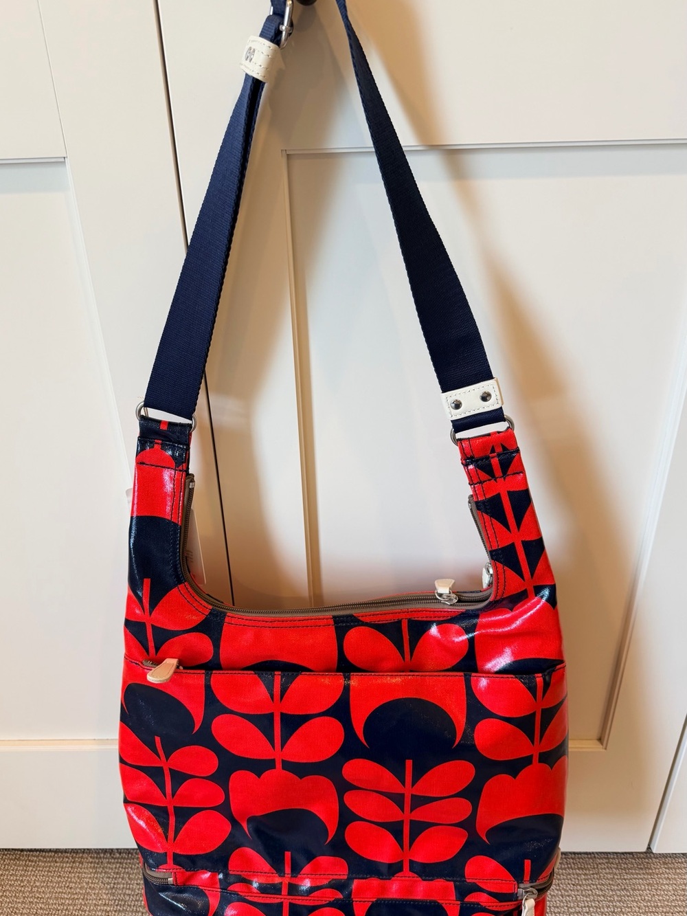 Orla Kiely Red and Navy Stem Patterned Shoulder Messenger Bag with Strap - Picture 8 of 8